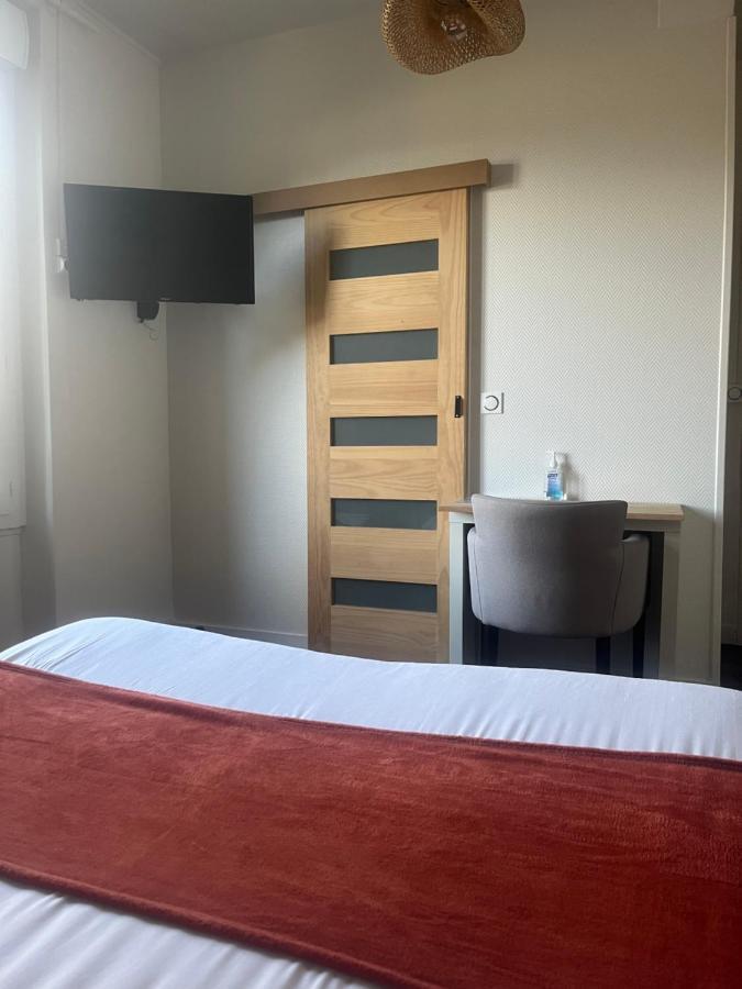 Le Petit Montmartre Otel Dinard Dış mekan fotoğraf