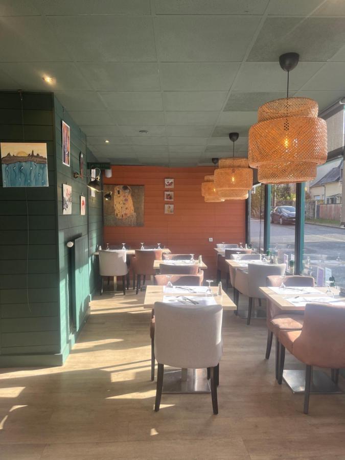 Le Petit Montmartre Otel Dinard Dış mekan fotoğraf